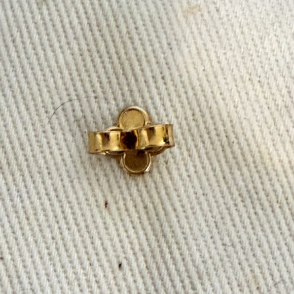 $395 Authentic LOUIS VUITTON Made in ITALY Unisex Gold Pearl 1 Earring Only - Picture 7 of 8